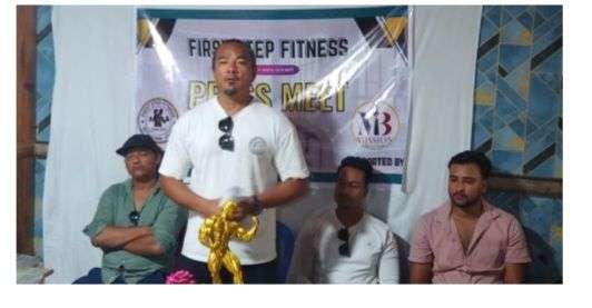 फर्स्ट स्टेप फिटनेसले मिस्टर झापा शारीरिक सुगठन प्रतियोगिता गर्दै ।