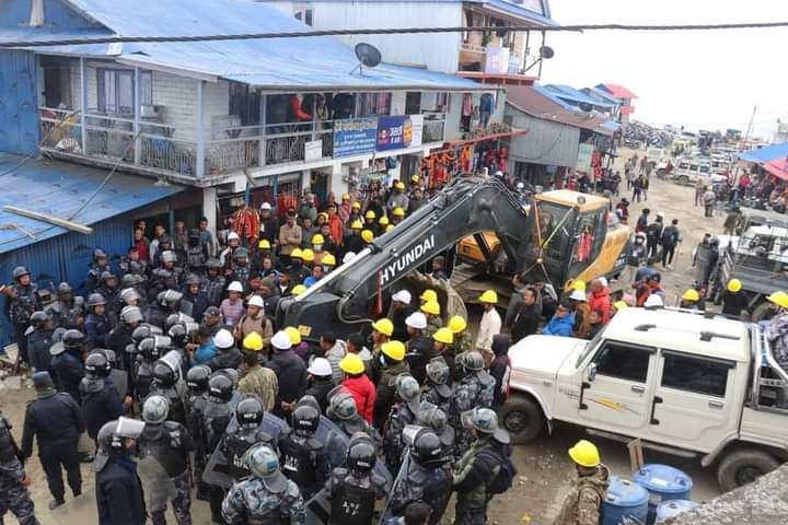 पाथीभरामा केवलकार निर्माणका लागि सिल्यानास गर्न क्रममा झडप,चारजना घाइते