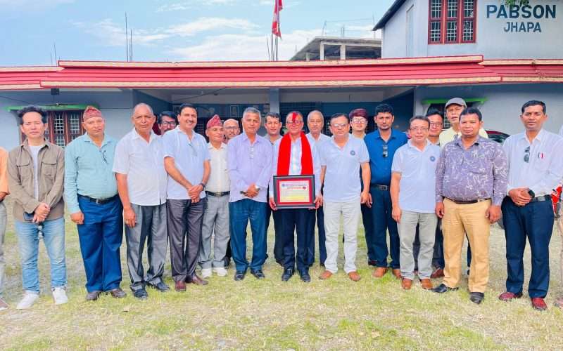 प्याब्सन झापाको भवन स्तरोन्नति गरिदैं।