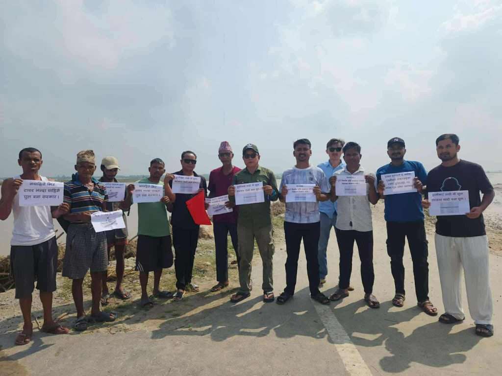 हुलाकी सडक अन्तर्गत अलपत्र कन्काई पुल शीघ्र निर्माणका लागि स्थानीयद्वारा सरकारको ध्यानाकर्षण